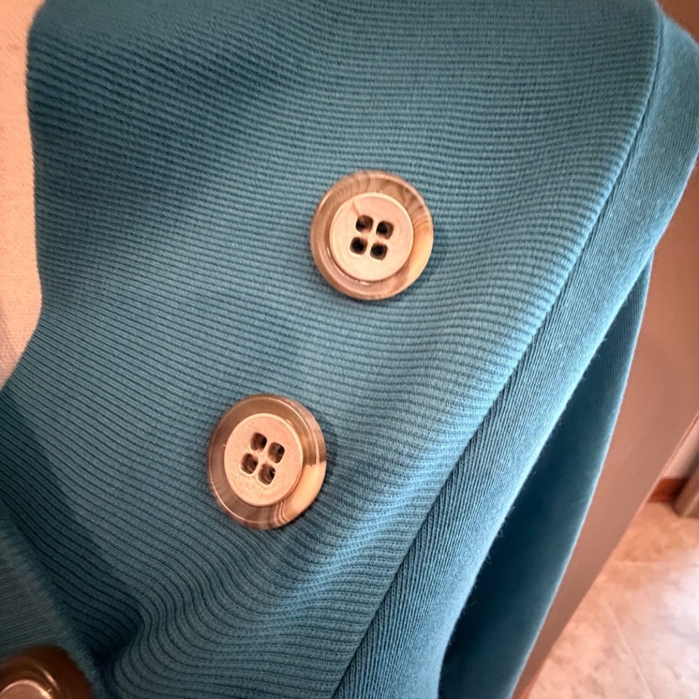 Soft Surroundings Women's Teal Tunic Sweatshirt, Size Medium - Picture 9 of 15